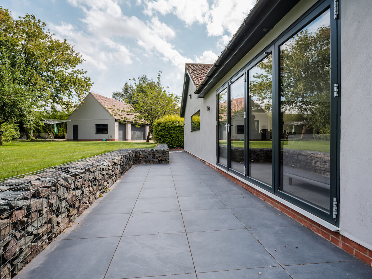aluminium bifold doors